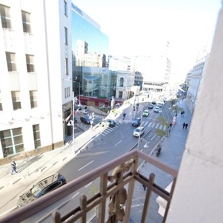 Umbrella Street Center Luxury 2 Bedroom Bucarest Exterior foto
