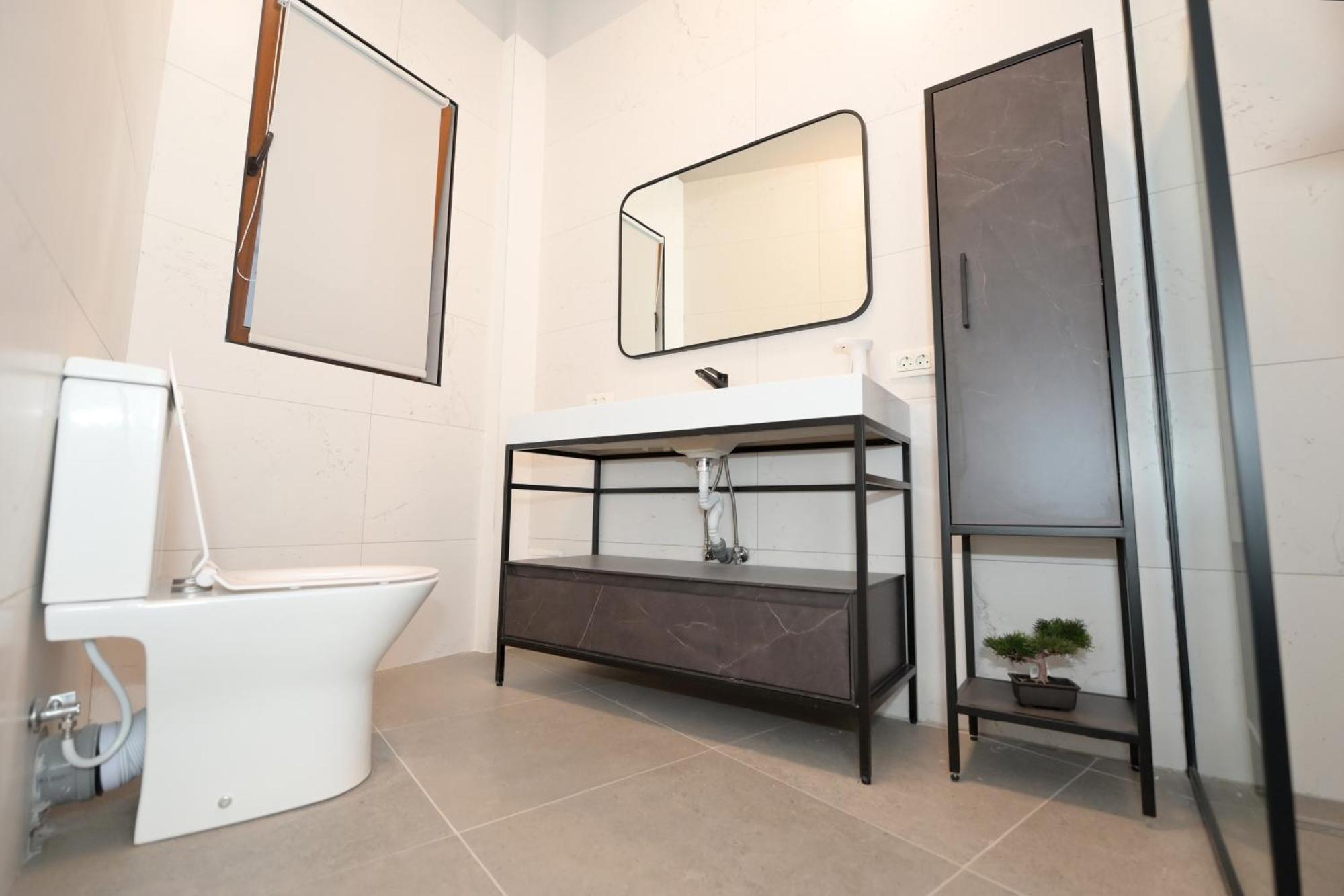 Umbrella Street Center Luxury 2 Bedroom Bucarest Exterior foto