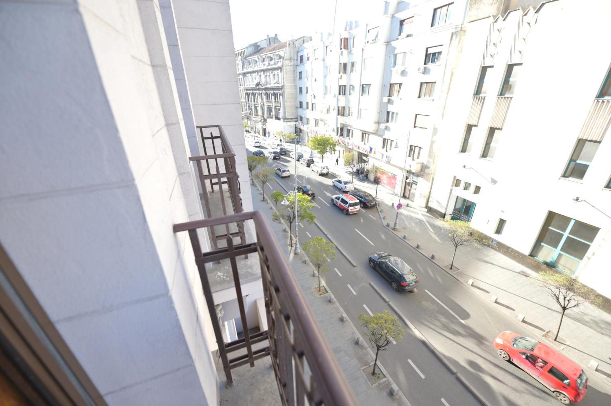 Umbrella Street Center Luxury 2 Bedroom Bucarest Exterior foto